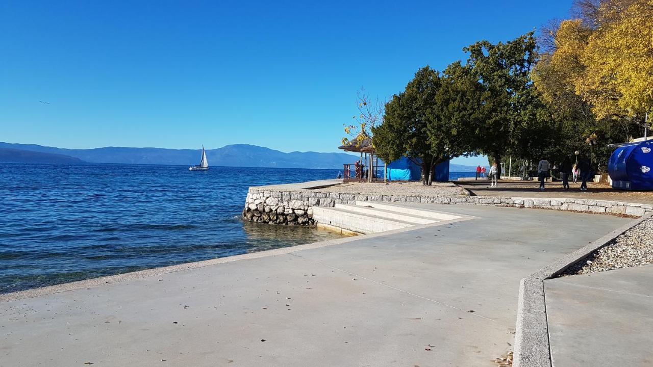 Schreng Apartments Malinska Εξωτερικό φωτογραφία