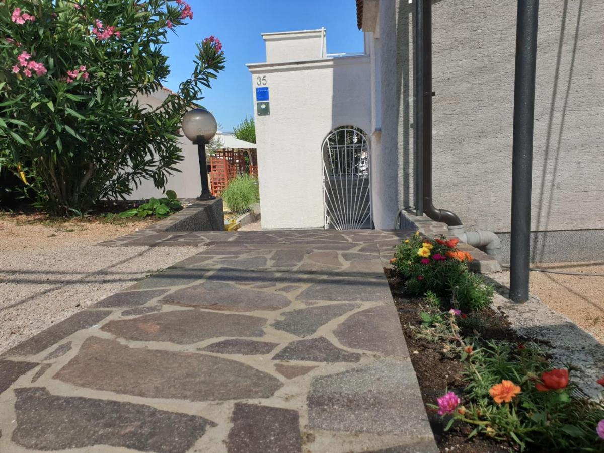 Schreng Apartments Malinska Εξωτερικό φωτογραφία