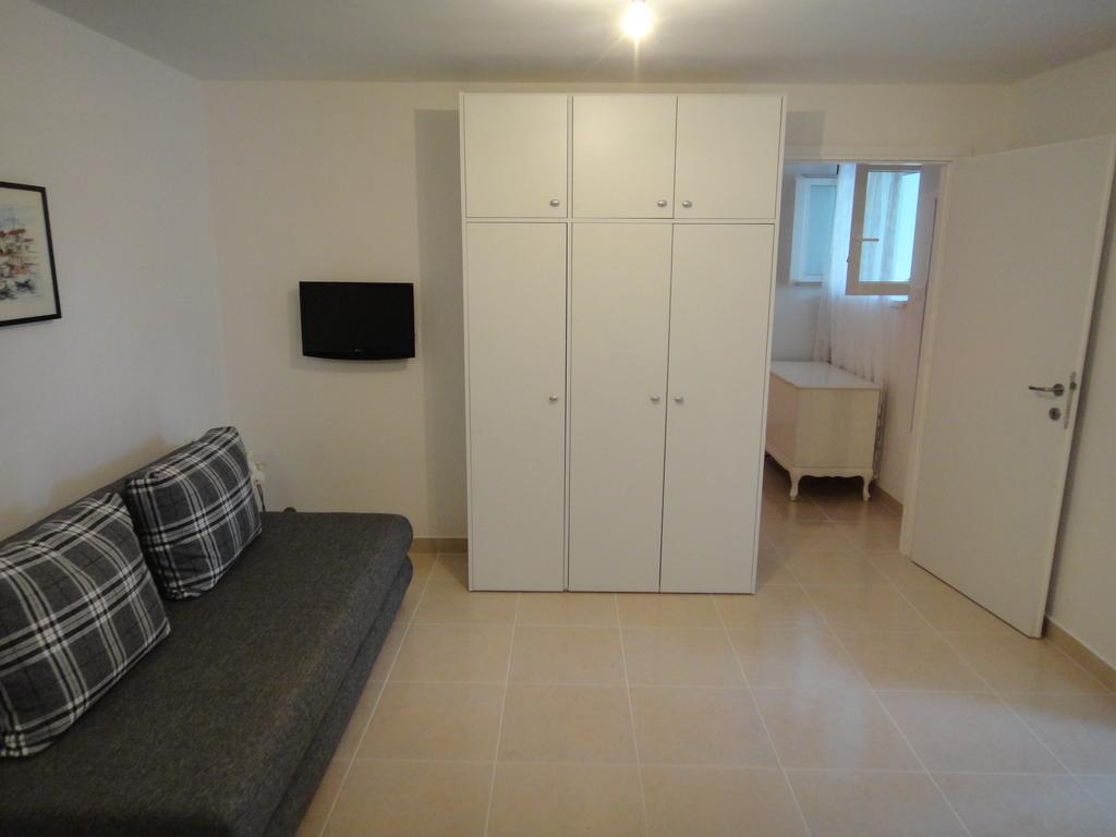 Schreng Apartments Malinska Εξωτερικό φωτογραφία