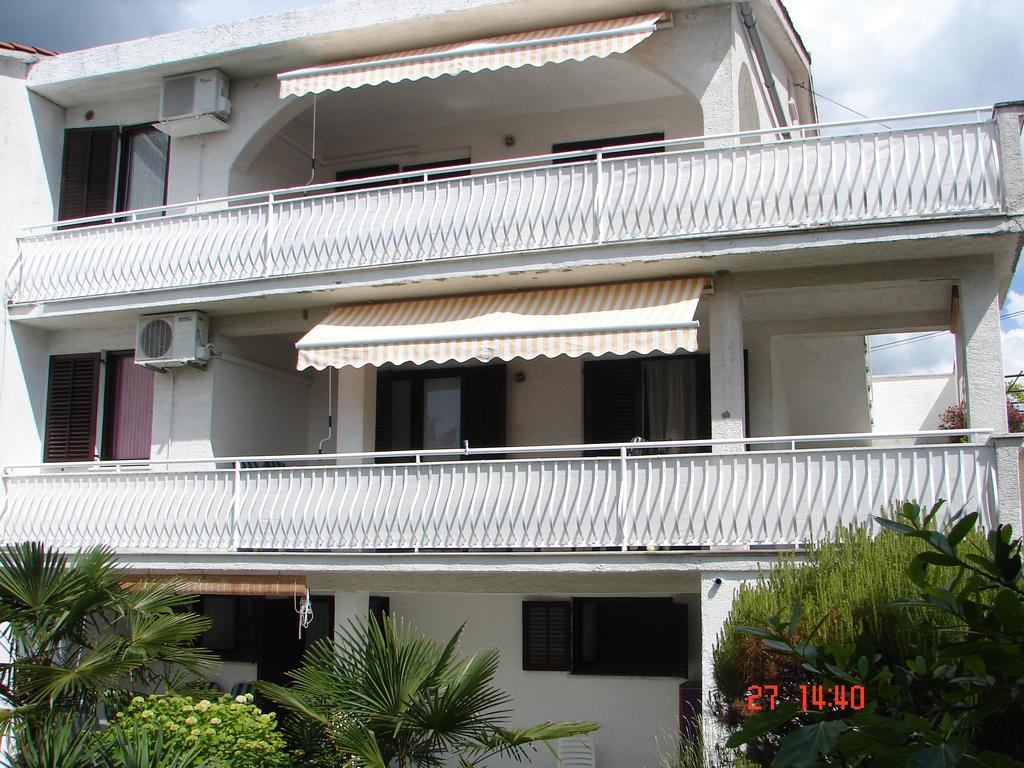 Schreng Apartments Malinska Εξωτερικό φωτογραφία