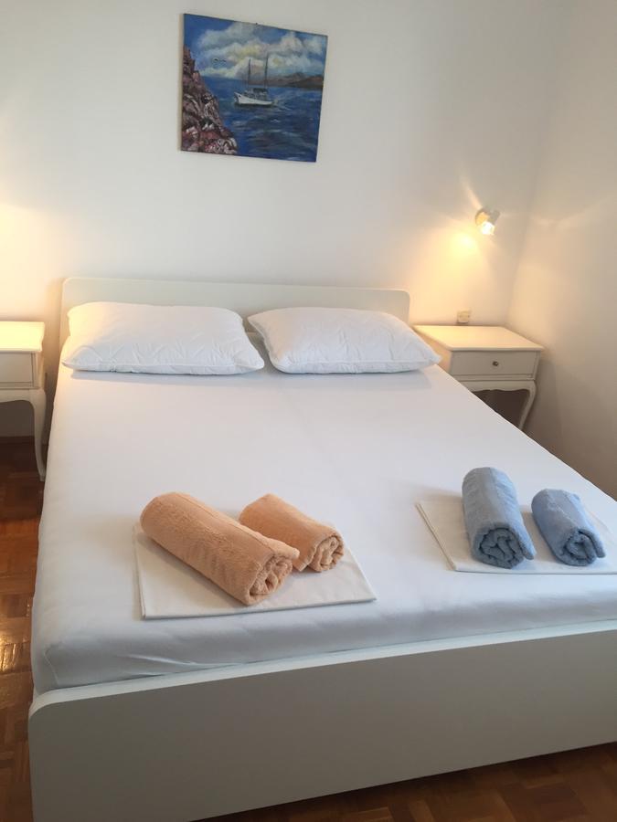 Schreng Apartments Malinska Εξωτερικό φωτογραφία